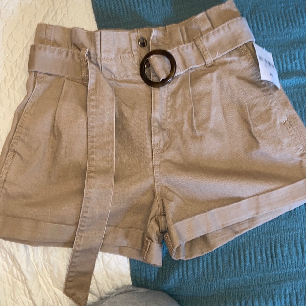 High waisted paper-bag cuffed shorts